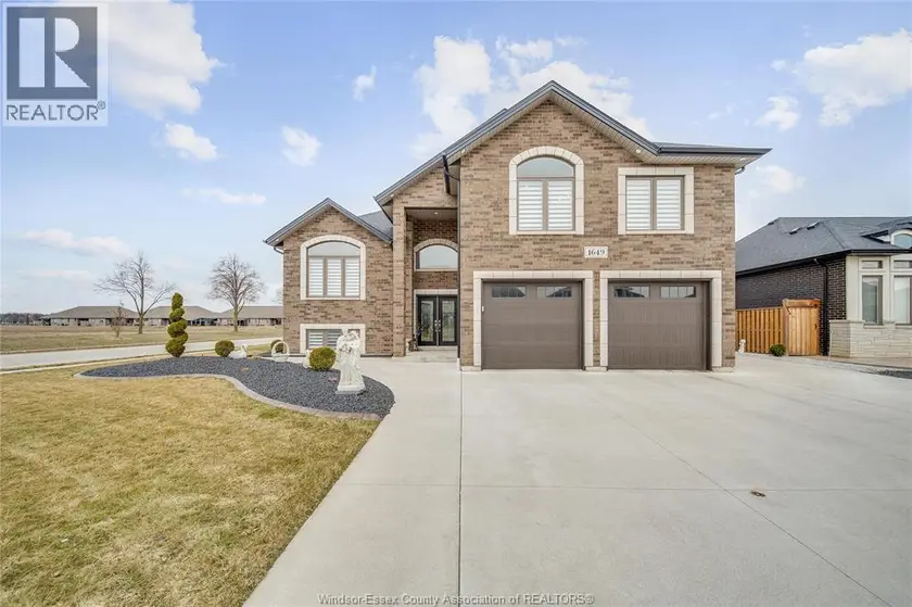 Detached at 1649 BARKLEY AVENUE, Windsor