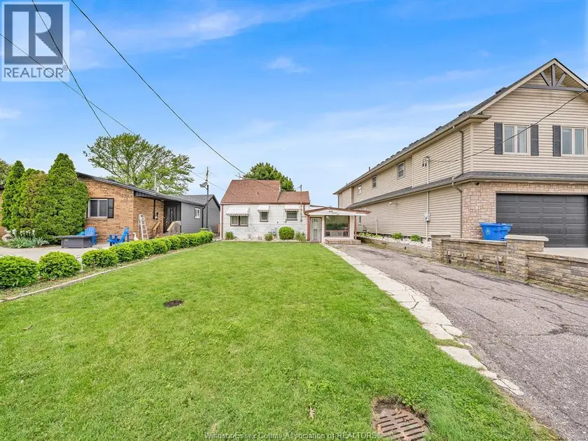 Detached at 1576 CAILLE, Lakeshore