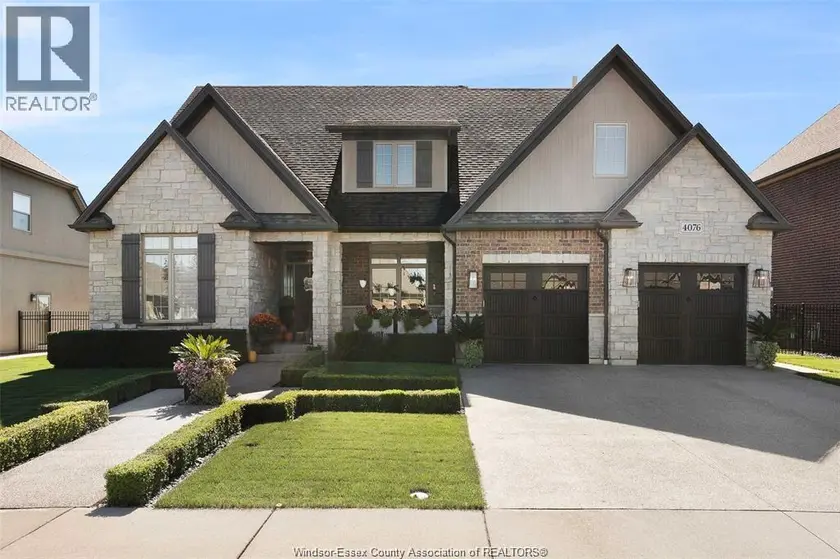 Detached at 4076 ST. FRANCIS, LaSalle