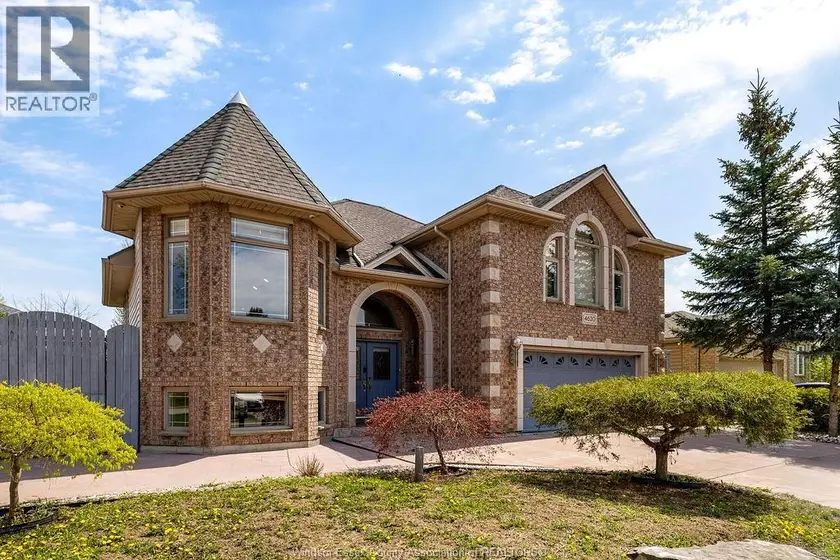Detached at 4620 BUNKER, Windsor