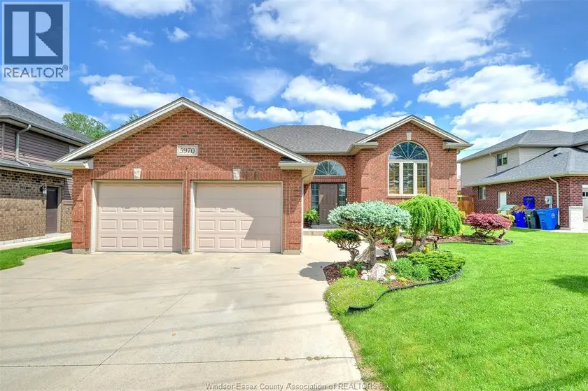 Detached at 5970 MATCHETTE, LaSalle