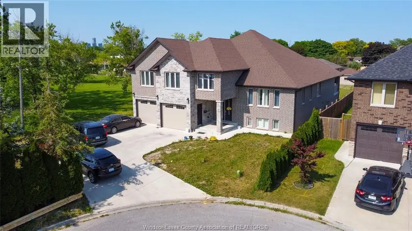 Detached at 1484 RANKIN, Windsor