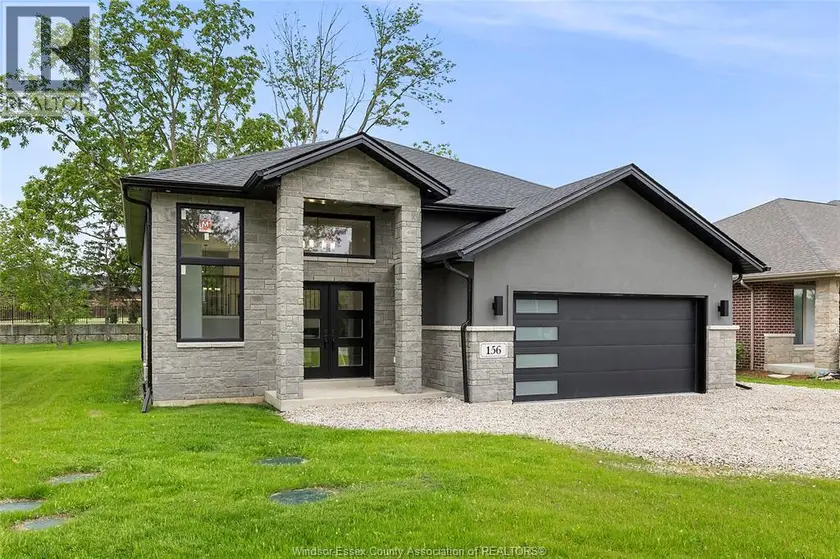Detached at 156 MELOCHE, Amherstburg