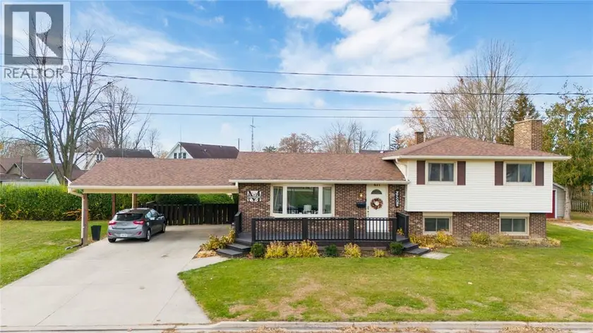 Detached at 671 NELSON STREET, Wallaceburg