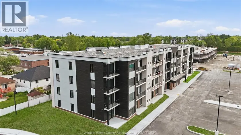Apartment at 595 LILYMAC Unit# 106, Windsor