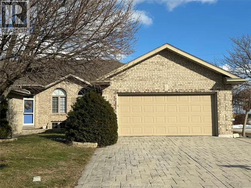 Townhouse at 51 SANTOS DRIVE, Kingsville