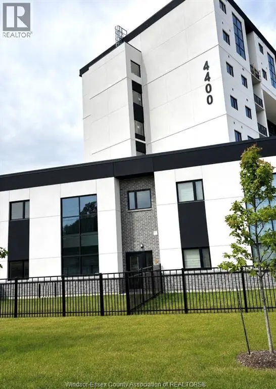 Townhouse at 4400 LAURIER PARKWAY Unit# 207, LaSalle