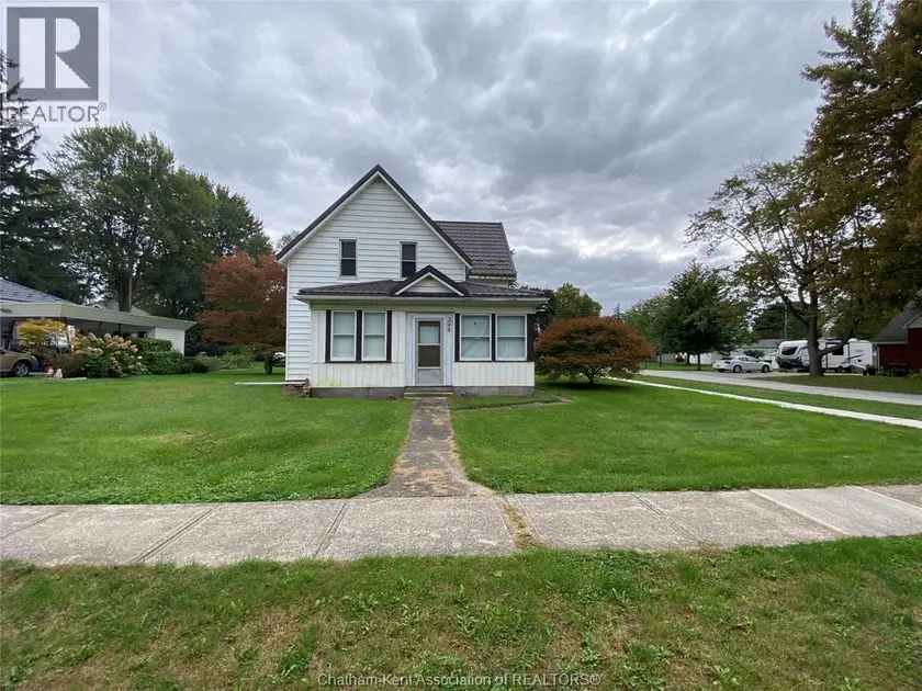 Detached at 299 Victoria AVENUE, Dresden