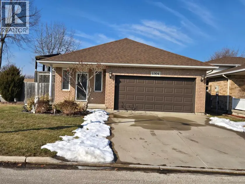 Detached at 1504 FULLER, Windsor