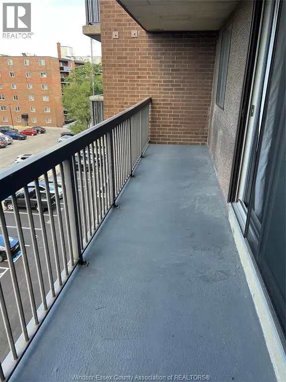 Apartment at 3936 WYANDOTTE STREET East Unit# 513, Windsor