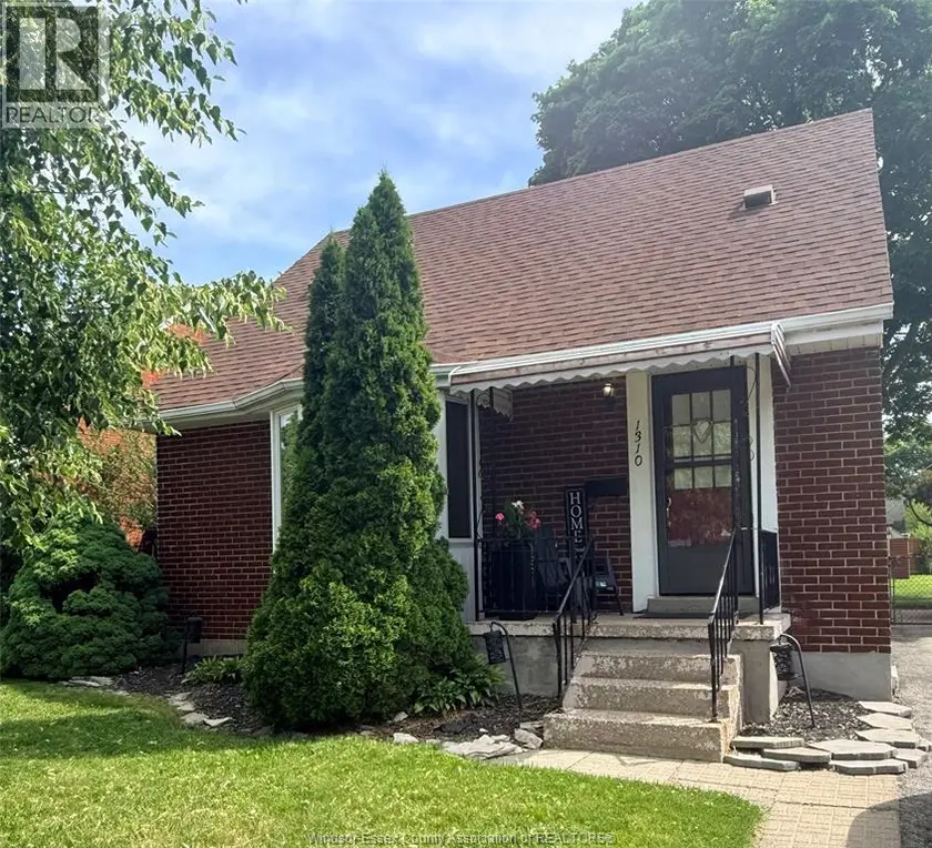 Detached at 1310 ASKIN AVENUE, Windsor