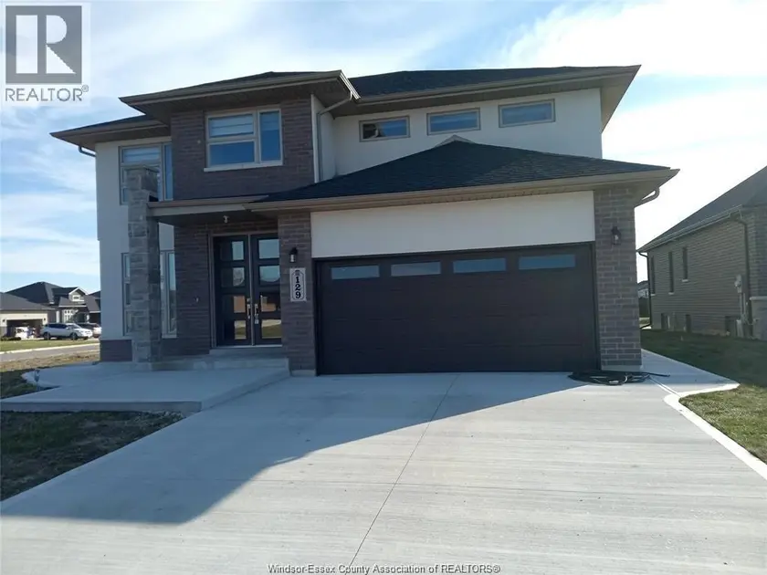 Detached at 129 WHELAN, Amherstburg