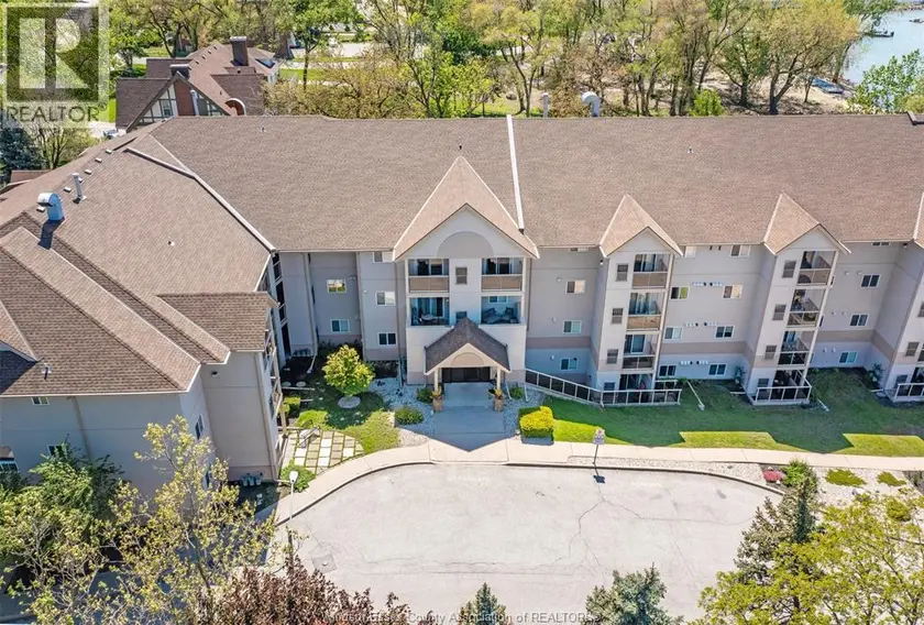 Apartment at 3000 SANDWICH STREET Unit# 309, Windsor
