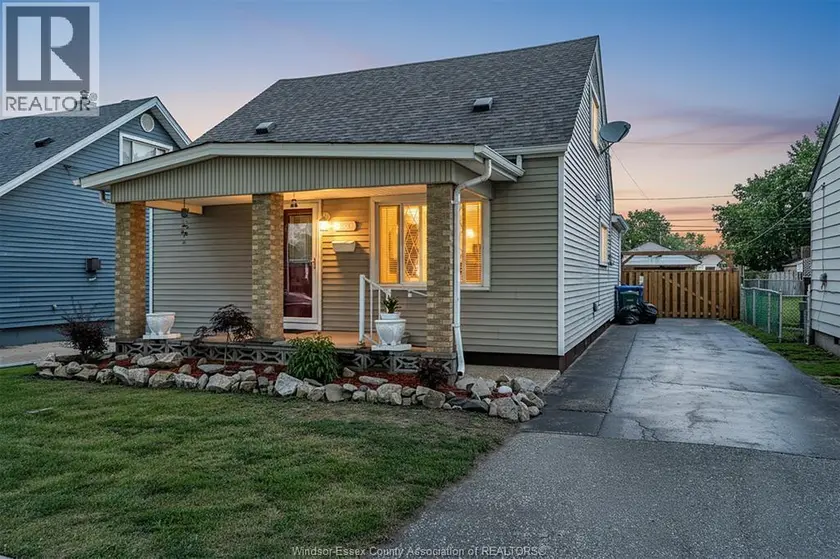 Detached at 1554 AUBIN ROAD, Windsor