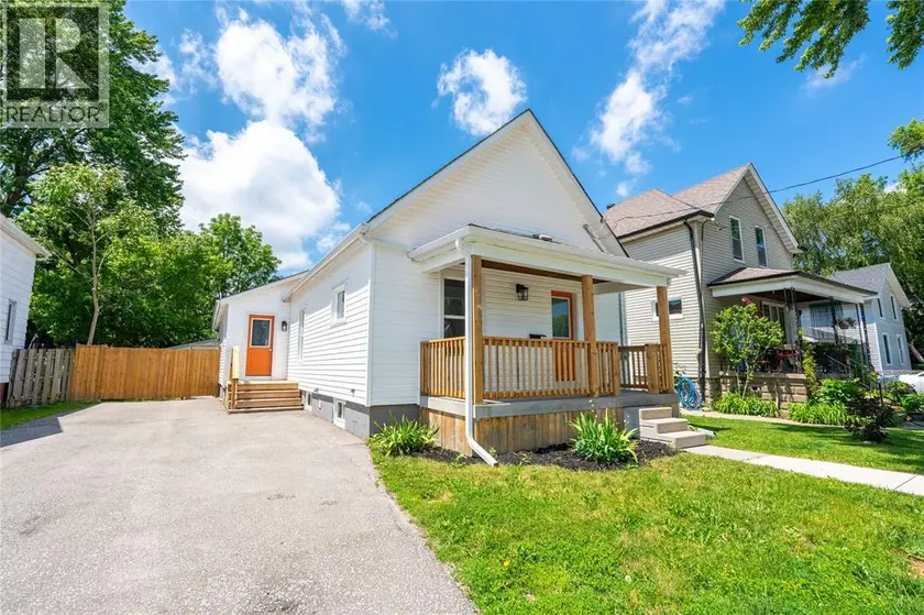 Detached at 249 Vidal STREET South, Sarnia