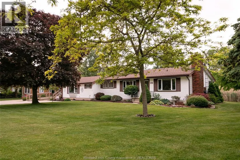 Detached at 1174 HERITAGE ROAD, Kingsville