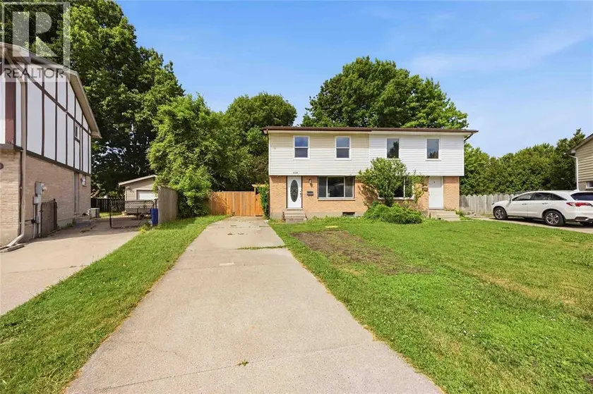 Semi-Detached/Link at 1239 NOTTINGHAM DRIVE, Sarnia