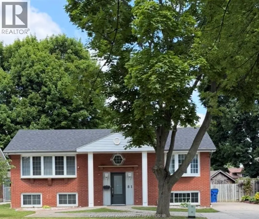 Detached at 81 Lancefield PLACE, Chatham