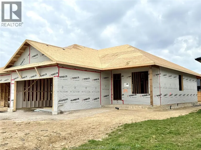 Semi-Detached/Link at 48 Duskridge ROAD, Chatham