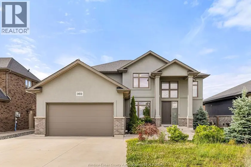 Detached at 969 WESTWOOD DRIVE, Lakeshore