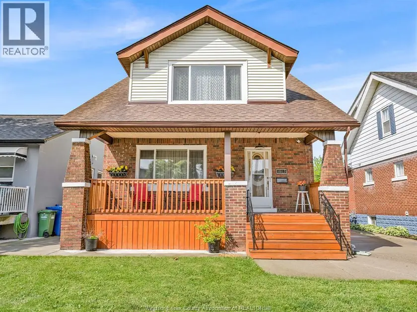 Detached at 1863 PILLETTE ROAD, Windsor