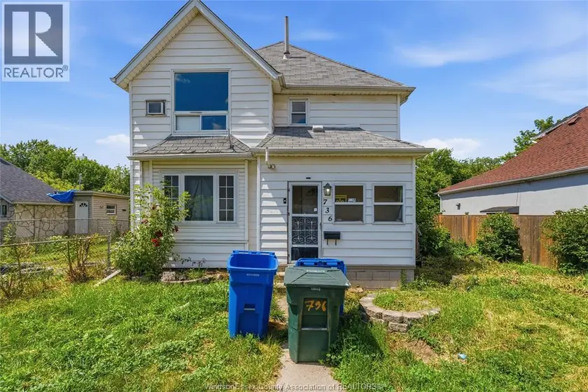 Detached at 736 BRANT STREET, Windsor