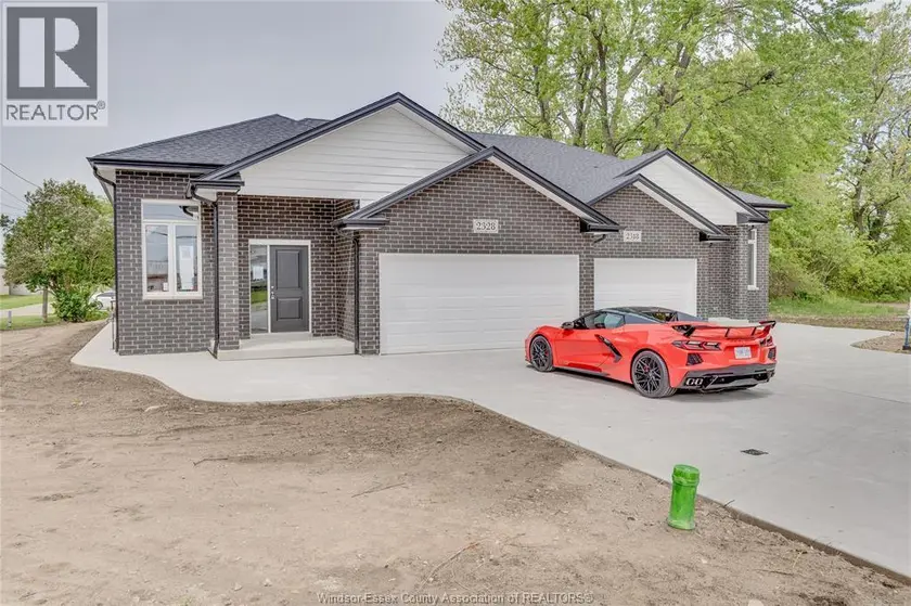 Semi-Detached/Link at 130 ANGELO AVENUE, LaSalle