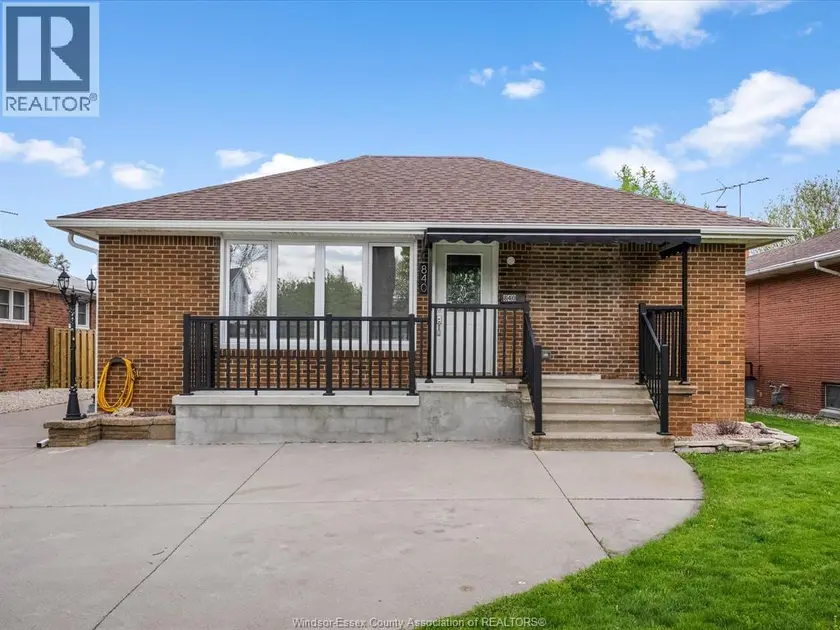 Detached at 840 ROSSINI BOULEVARD, Windsor