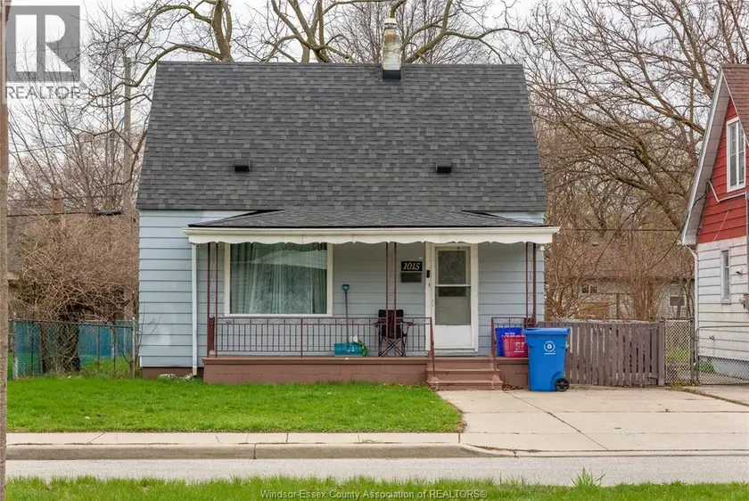 Detached at 1015 PARTINGTON AVENUE, Windsor