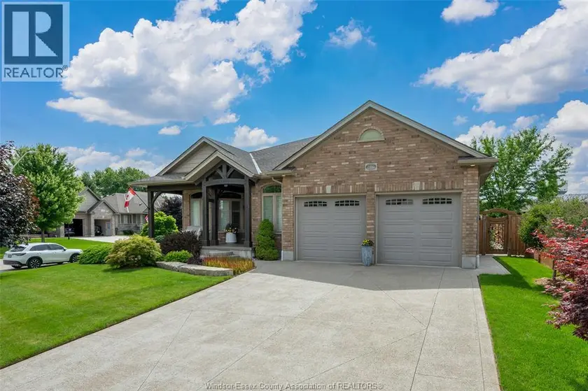 Detached at 286 DUFFERIN STREET, Belmont