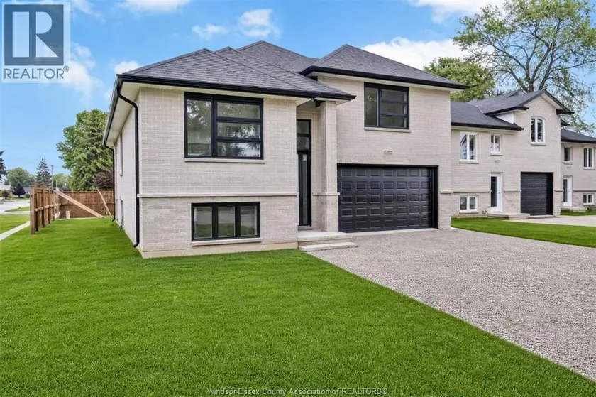 Detached at 1505 MICHIGAN AVE., LaSalle