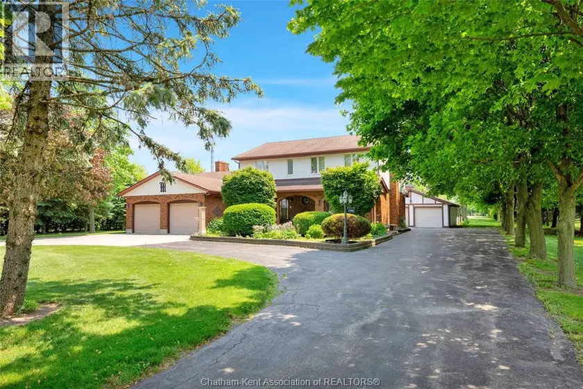 Detached at 7308 GRANDE RIVER LINE, Chatham
