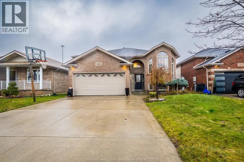 Detached at 4821 JULIET CRESCENT, Windsor