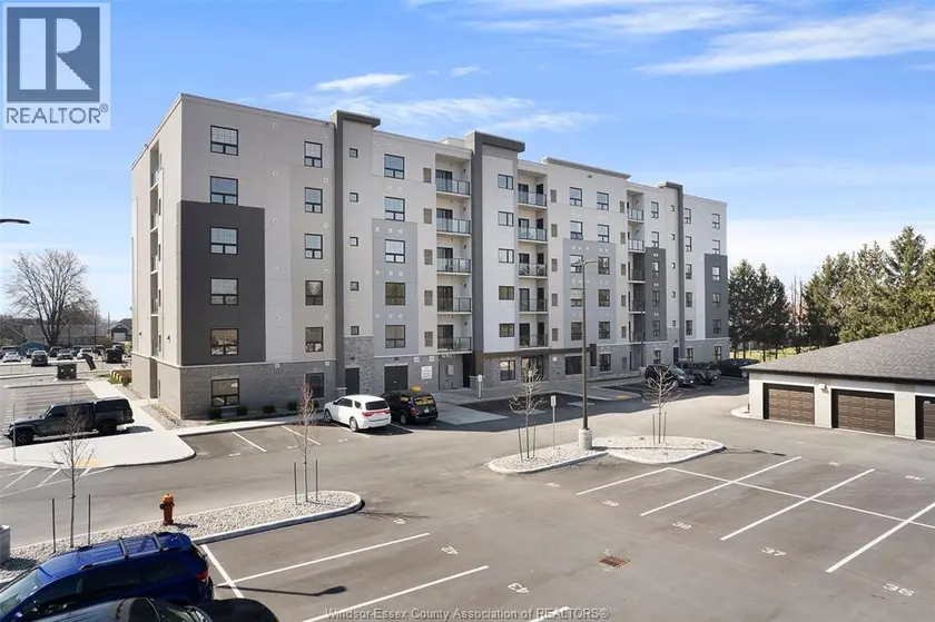 Apartment at 190 Main STREET East Unit# 302, Kingsville