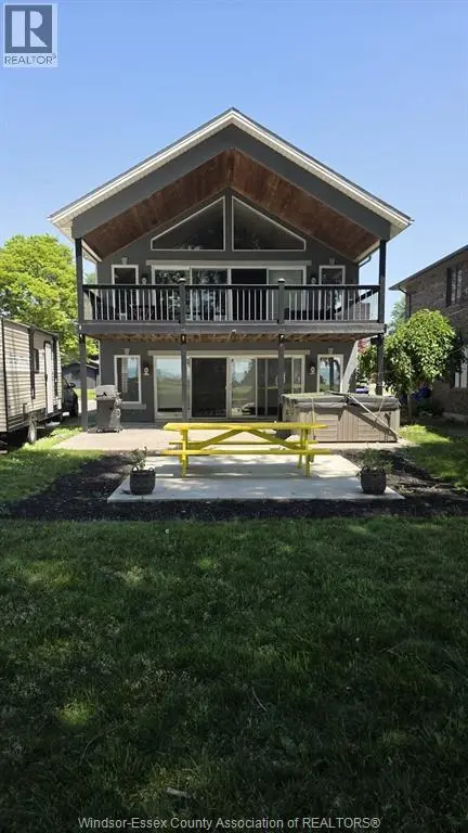 Detached at 1646 PARK, Amherstburg
