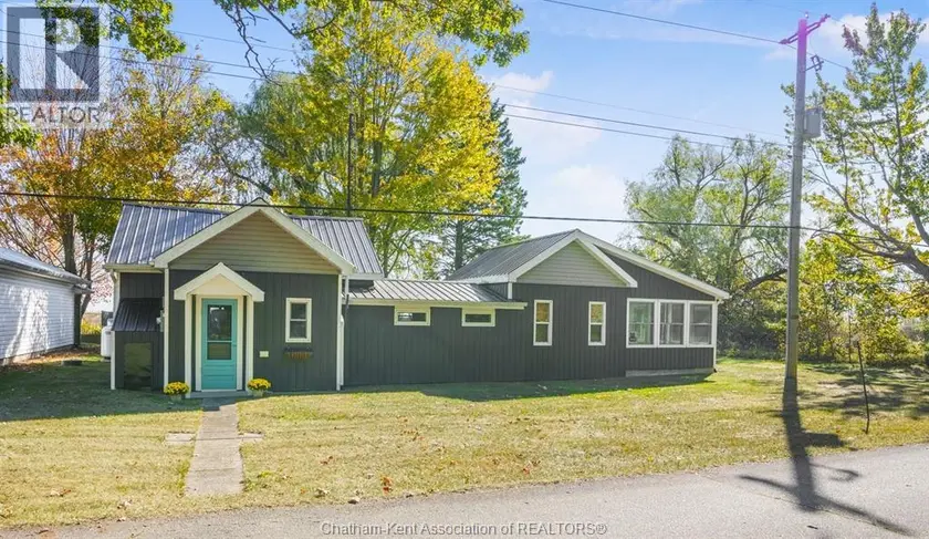 Detached at 17178 Lakeshore ROAD, Rondeau Park