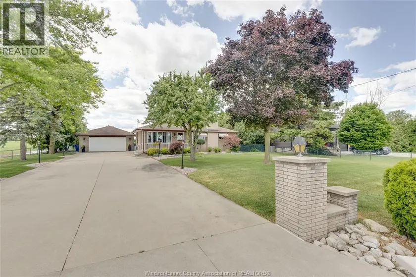 Detached at 4727 8TH CONCESSION ROAD, Windsor