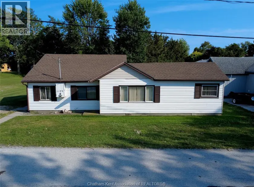 Detached at 1125 Kerr AVENUE, Erieau
