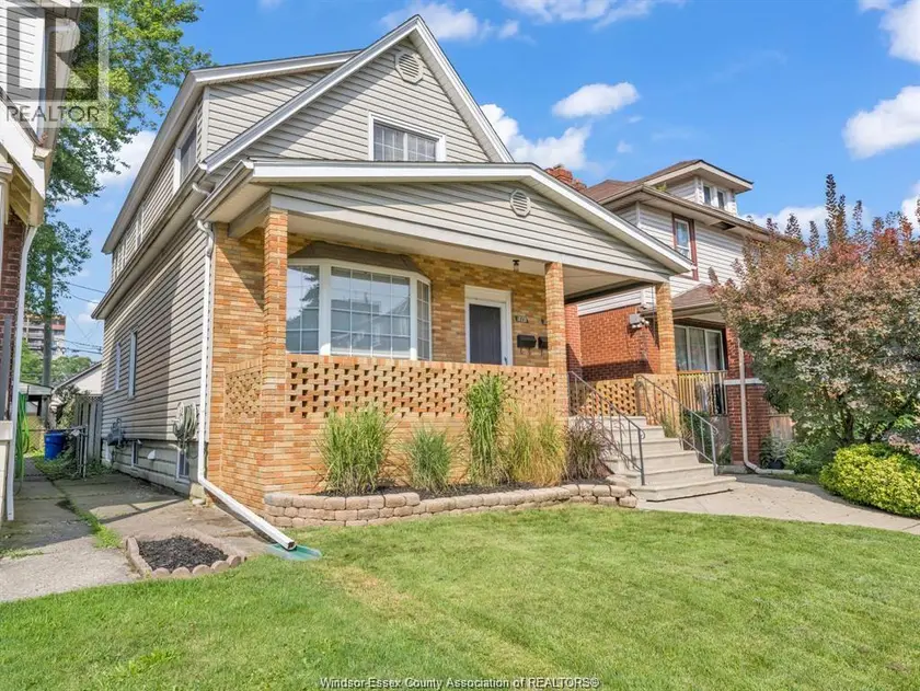 Detached at 1645 GOYEAU Unit# UPPER, Windsor