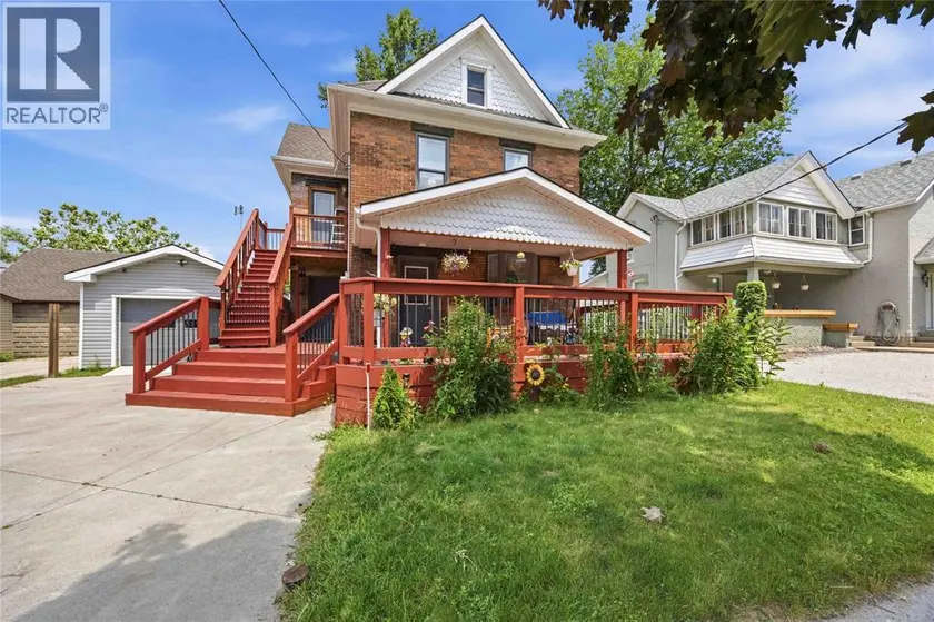 Detached at 136 DURAND STREET, Sarnia