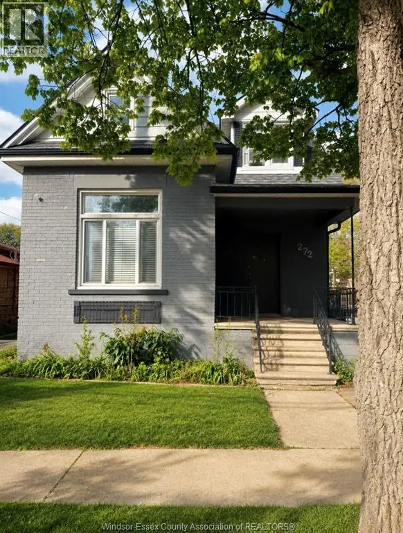 Detached at 272 McKay, Windsor