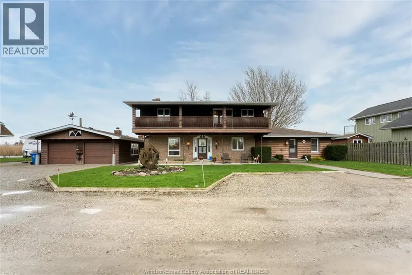 Detached at 194 RIVERSIDE ROAD, Lakeshore