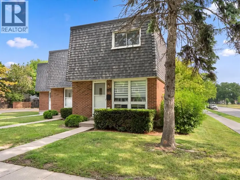 Townhouse at 266 Victoria STREET South, Amherstburg