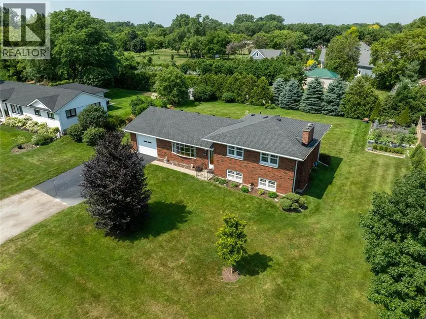 Detached at 1697 THURSTON ROAD, Sarnia
