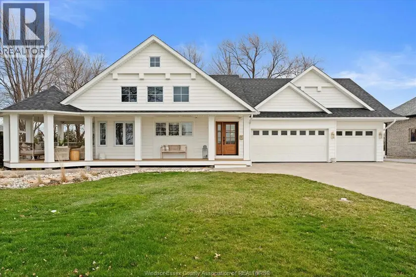 Detached at 963 FRONT ROAD South, Amherstburg