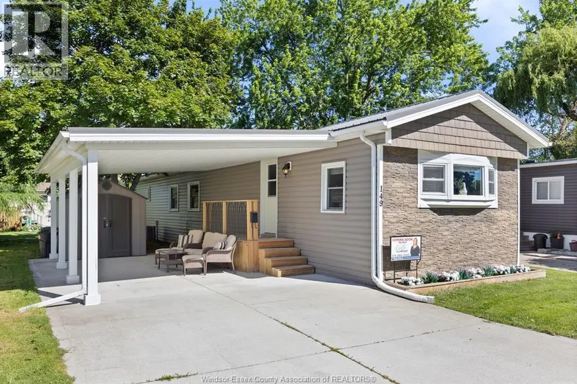 Detached at 149 DANA, Essex