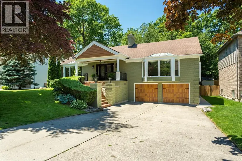 Detached at 1727 MATER DRIVE, Sarnia