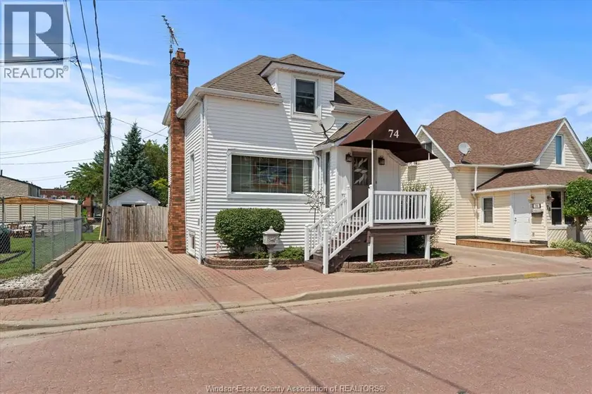 Detached at 74 GORE STREET, Amherstburg