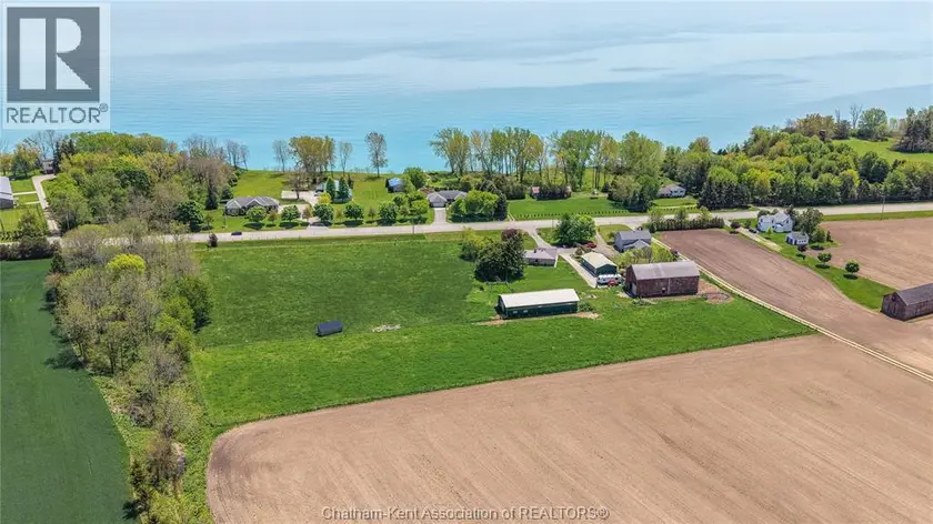 Detached at 7527 TALBOT TRAIL, Blenheim