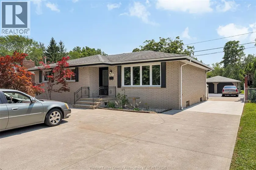 Detached at 1865 Todd Lane ..., LaSalle